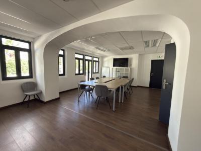 Louer Immeuble 420 m2 Saint-denis