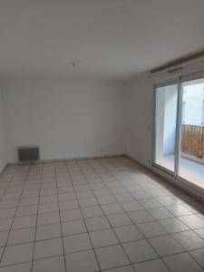 For rent Bordeaux 3 rooms 63 m2 Gironde (33100) photo 1