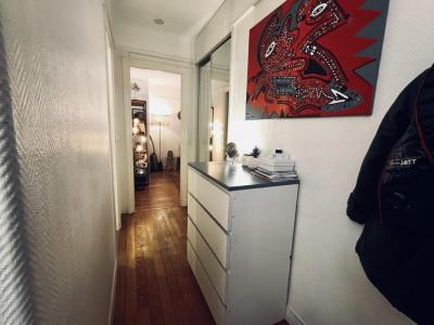 For rent Paris-17eme-arrondissement 2 rooms 45 m2 Paris (75017) photo 2