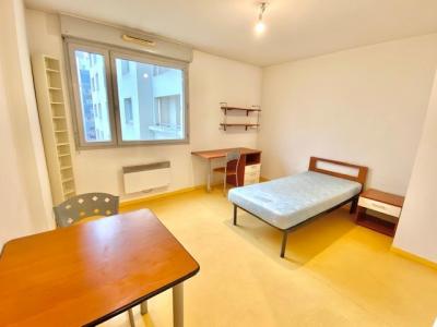 For rent Lyon-7eme-arrondissement 1 room 20 m2 Rhone (69007) photo 3