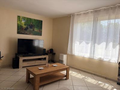 For sale Nanteuil-en-vallee 5 rooms 106 m2 Charente (16700) photo 2