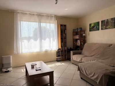 For sale Nanteuil-en-vallee 5 rooms 106 m2 Charente (16700) photo 3