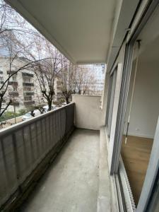 For rent Puteaux 1 room 28 m2 Hauts de Seine (92800) photo 1