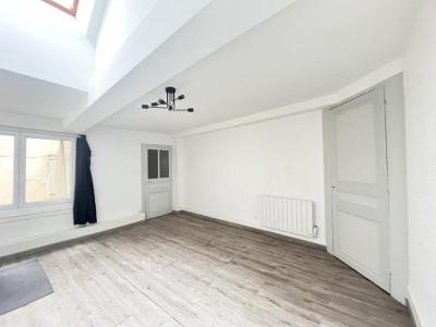 For rent Rennes 2 rooms 53 m2 Ille et vilaine (35000) photo 3