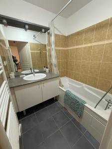 Louer Appartement Salon-de-provence 800 euros