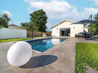 For sale Montlieu-la-garde 1022 m2 Charente maritime (17210) photo 2