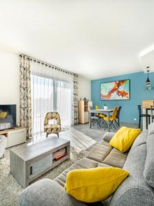For sale Montlieu-la-garde 1022 m2 Charente maritime (17210) photo 3