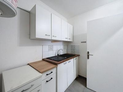 Louer Local commercial 52 m2 Marseille-9eme-arrondissement