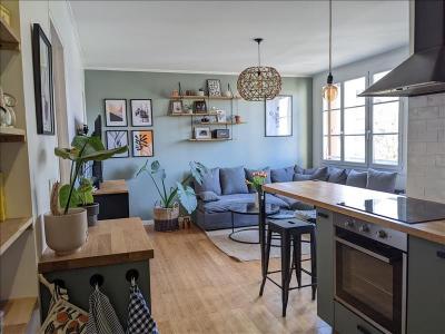 For rent Issy-les-moulineaux 3 rooms 52 m2 Hauts de Seine (92130) photo 0