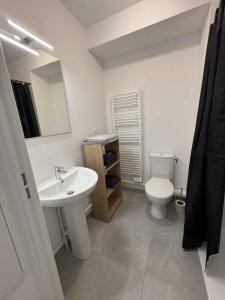 For rent Rouen 1 room 20 m2 Seine maritime (76000) photo 3