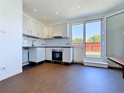 For rent Saint-martin-d'heres 4 rooms 84 m2 Isere (38400) photo 2