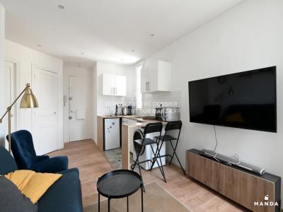 For rent Courbevoie 2 rooms 33 m2 Hauts de Seine (92400) photo 0