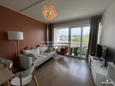 For rent Pessac 5 rooms 10 m2 Gironde (33600) photo 2
