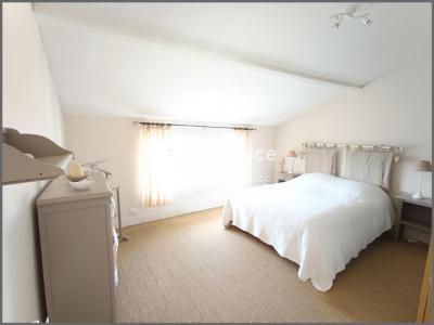 For sale Julienne 6 rooms 148 m2 Charente (16200) photo 3