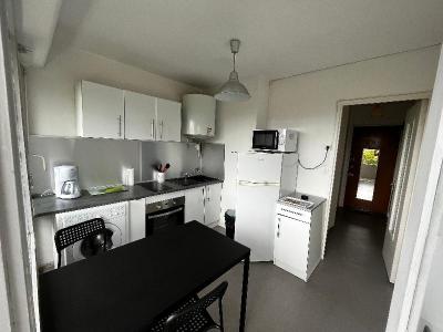 For rent Bouscat 1 room 30 m2 Gironde (33110) photo 1