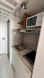 For rent Gradignan 1 room 14 m2 Gironde (33170) photo 0
