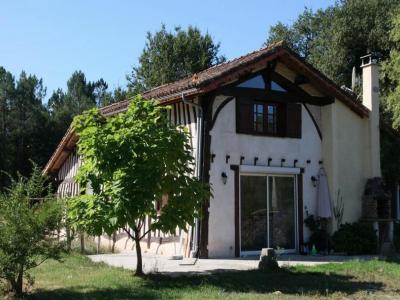 For rent Lerm-et-musset 3 rooms 53 m2 Gironde (33840) photo 0