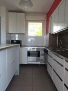 For rent Bruges 4 rooms 103 m2 Gironde (33520) photo 2