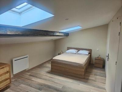 For rent Bordeaux 2 rooms 50 m2 Gironde (33000) photo 0