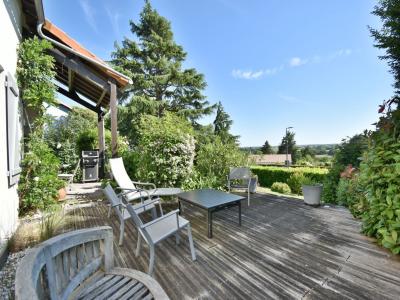 For sale 3 MIN CHOLET OUEST 8 rooms 143 m2 Maine et loire (49280) photo 1