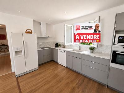 For sale Bedarrides 5 rooms 102 m2 Vaucluse (84370) photo 2
