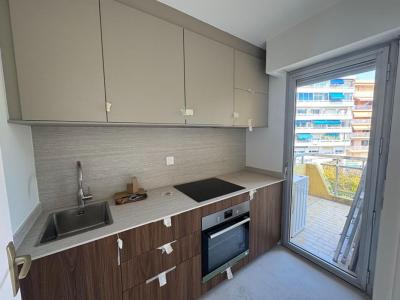 Louer Appartement 27 m2 Cagnes-sur-mer