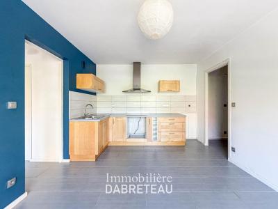 For rent Lyon-4eme-arrondissement 2 rooms 38 m2 Rhone (69004) photo 1