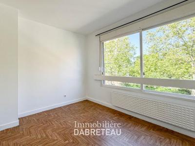 For rent Lyon-4eme-arrondissement 2 rooms 38 m2 Rhone (69004) photo 4