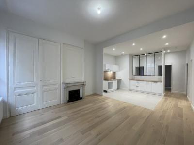For rent Lyon-4eme-arrondissement 4 rooms 93 m2 Rhone (69004) photo 0