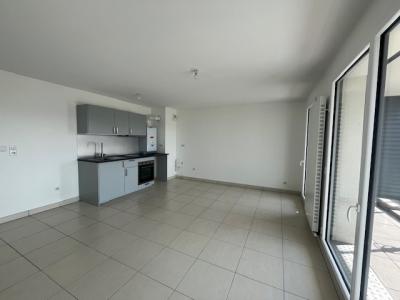 For rent Clermont-ferrand 2 rooms 47 m2 Puy de dome (63100) photo 0