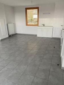 For rent Lucenay 2 rooms 46 m2 Rhone (69480) photo 2