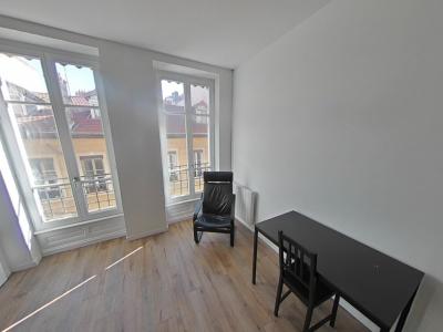 For rent Lyon-7eme-arrondissement 2 rooms 52 m2 Rhone (69007) photo 2