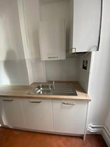 For rent Lyon-5eme-arrondissement 4 rooms 111 m2 Rhone (69005) photo 3