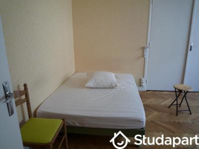For rent Lyon-7eme-arrondissement 2 rooms 28 m2 Rhone (69007) photo 4