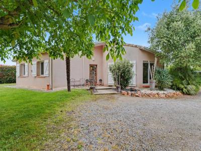 For sale Bessieres 4 rooms 106 m2 Haute garonne (31660) photo 0