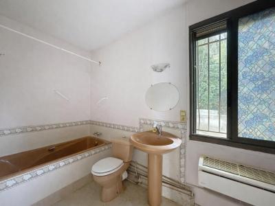 For sale Villeneuve-les-avignon 4 rooms 106 m2 Gard (30400) photo 3