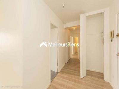For sale Paris-18eme-arrondissement 3 rooms 64 m2 Paris (75018) photo 0