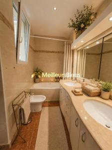For sale Paris-16eme-arrondissement 4 rooms 119 m2 Paris (75016) photo 4