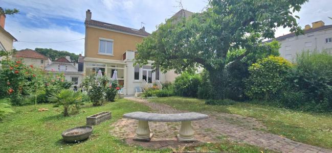For sale Perigueux 7 rooms 170 m2 Dordogne (24000) photo 2