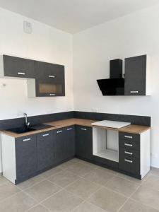 Acheter Appartement 58 m2 Rougiers
