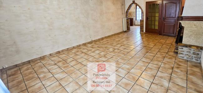 For sale Meaux 5 rooms 99 m2 Seine et marne (77100) photo 2