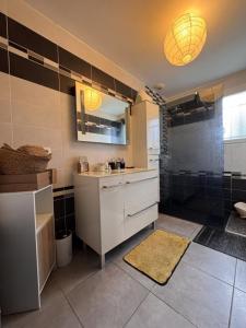 For sale Palleville 4 rooms 84 m2 Tarn (81700) photo 3