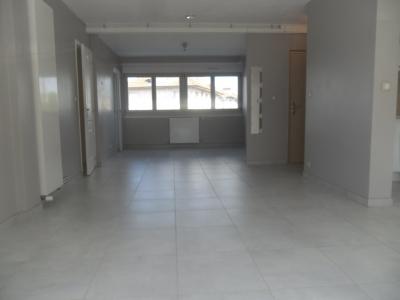 For rent Jarville-la-malgrange 3 rooms 66 m2 Meurthe et moselle (54140) photo 3