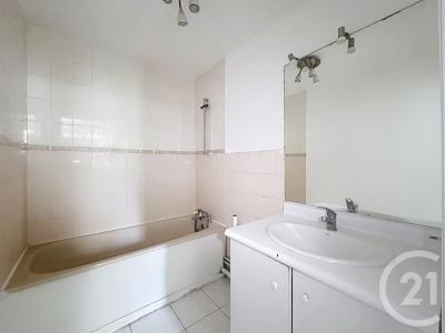 For rent Thiais 2 rooms 48 m2 Val de Marne (94320) photo 4