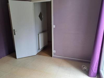 Louer Appartement Saint-etienne 587 euros