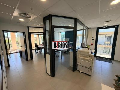 Annonce Location Bureau Crau 83