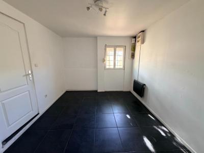 For sale Marseille-15eme-arrondissement 2 rooms 32 m2 Bouches du Rhone (13015) photo 4