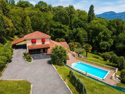 For sale Vourey 5 rooms 214 m2 Isere (38210) photo 0