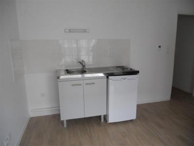 For rent Nantes 1 room 23 m2 Loire atlantique (44000) photo 0