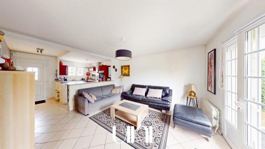 For sale Colombelles 4 rooms 90 m2 Calvados (14460) photo 3